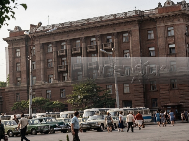 Абитуриентка (1973)