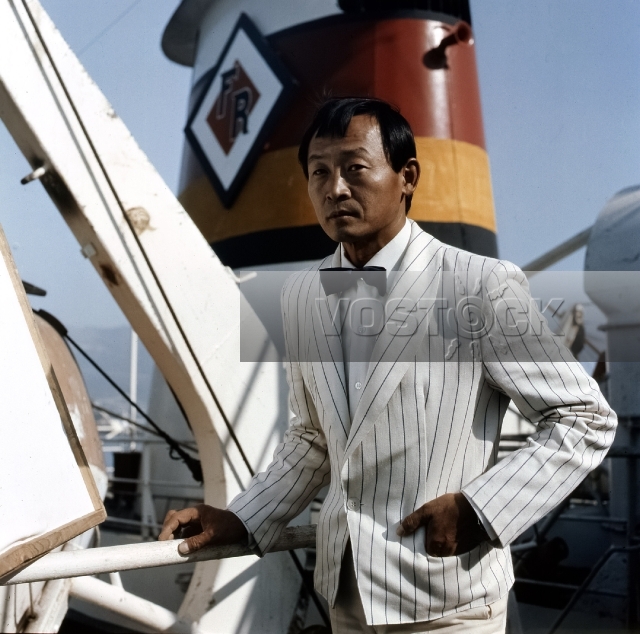 Бармен из "Золотого якоря" (1986)