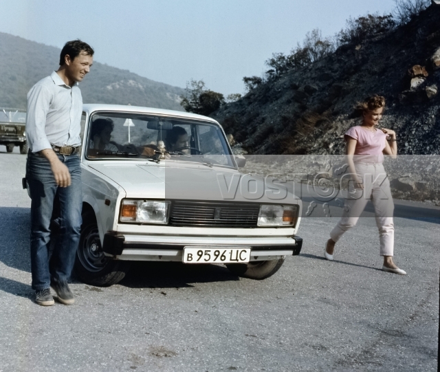 Бармен из "Золотого якоря" (1986)