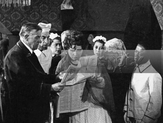 Белое и черное (1918)