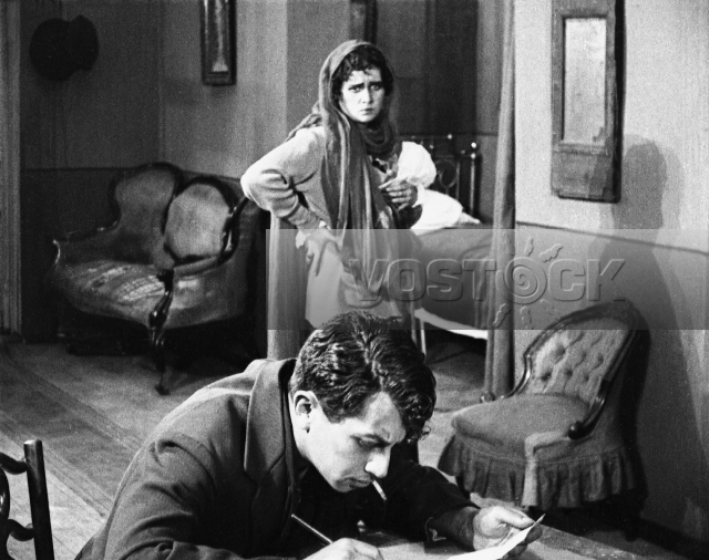 Белое и черное (1918)