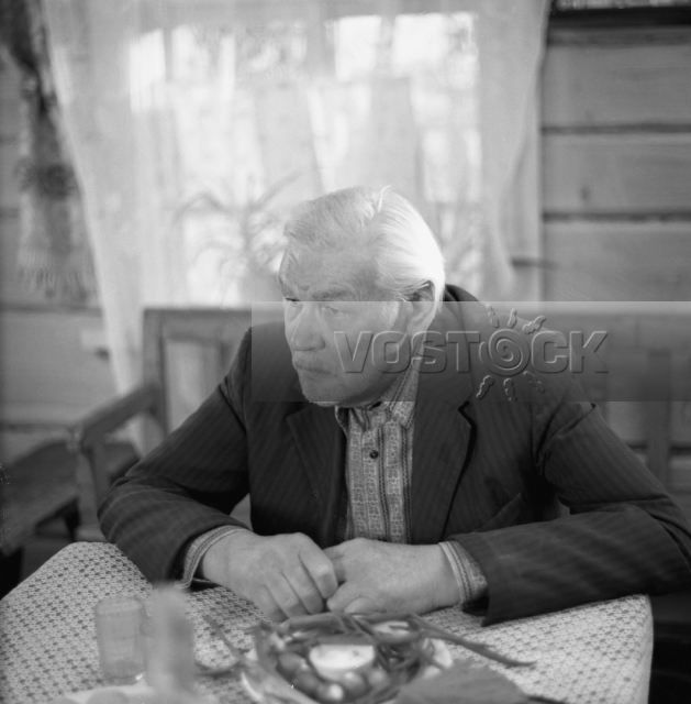 Белые росы (1983)