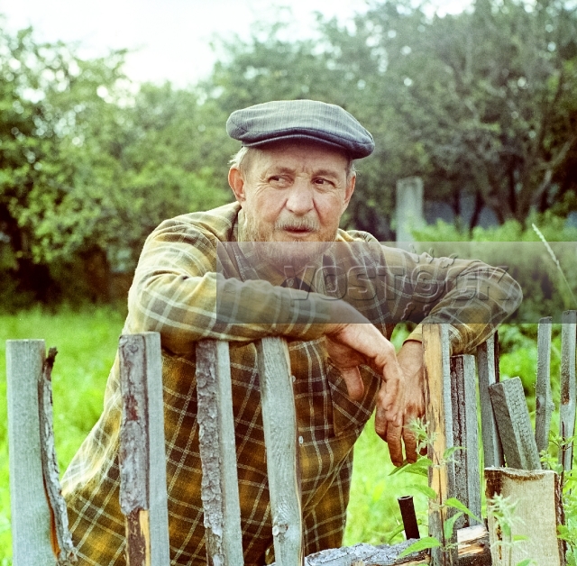 Белые росы (1983)