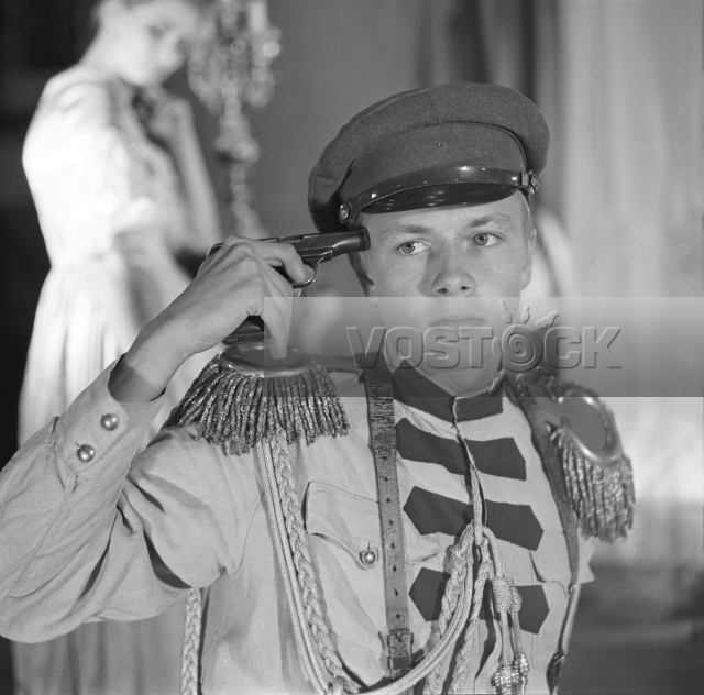 Без видимых причин (1982)