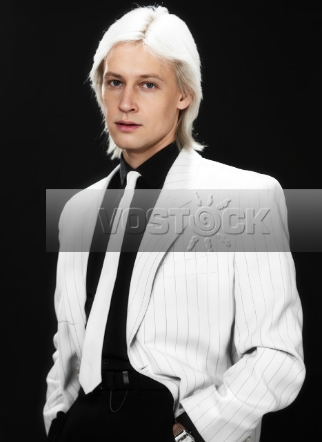 Дмитрий Харатьян
