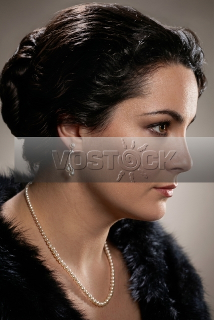 Элина Быстрицкая