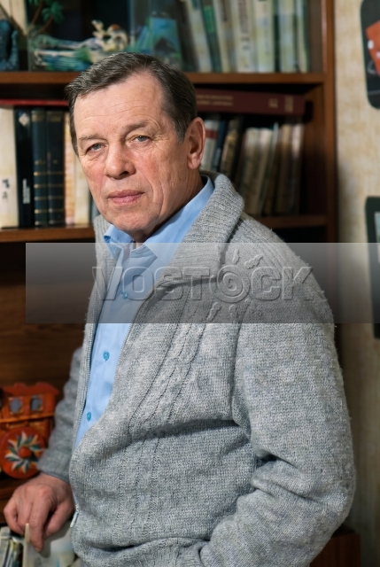 Георгий Жжёнов