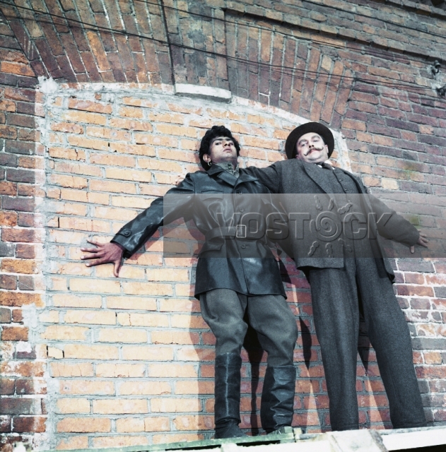 Корона Российской империи, или Снова неуловимые (1971)