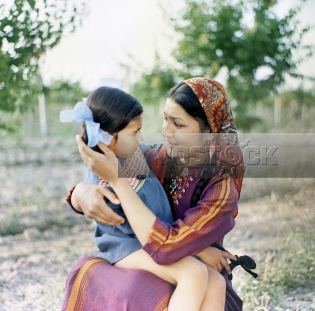 Короткие рукава (1983)