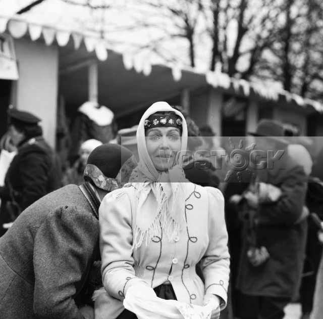 Краткое наставление в любви (1982)