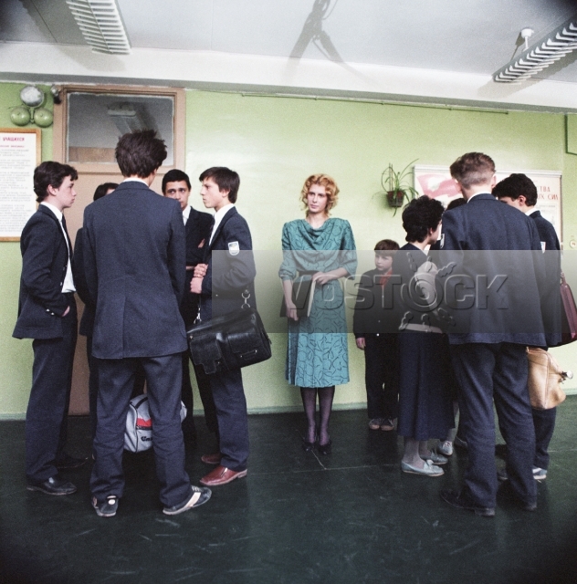 Куколка (1988)