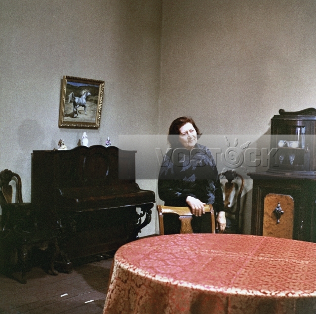 Лицом к стене (1989)