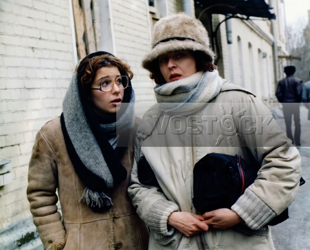 В городе Сочи темные ночи (1989)