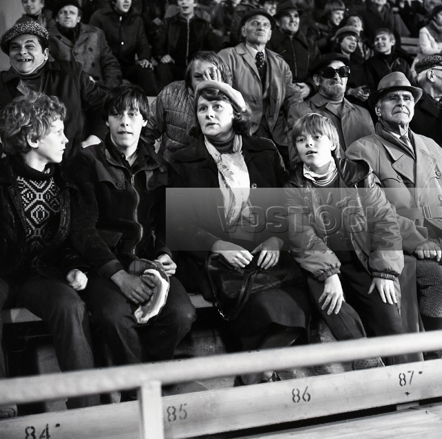 В начале игры (1981)