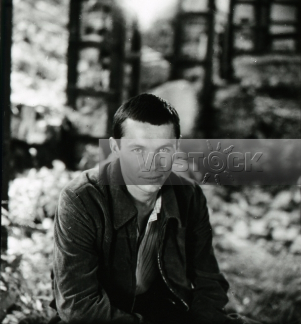 В последнюю очередь (1981)