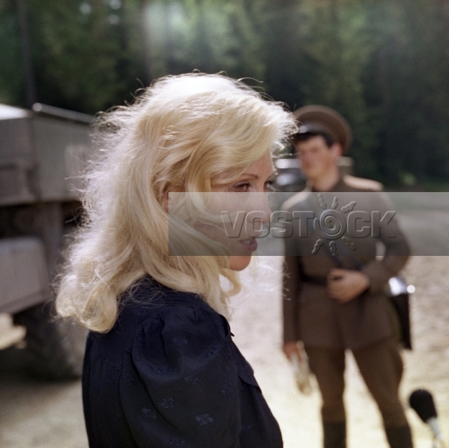 Вернемся осенью (1979)