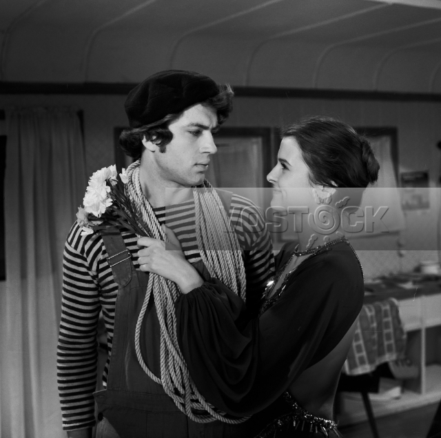 Взвейтесь соколы, орлами! (1980)